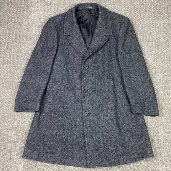 Vintage Shack's Herringbone Tweed Wool Overcoat Men's 44R Gray Mid-Length Coat - Picture 1 of 12